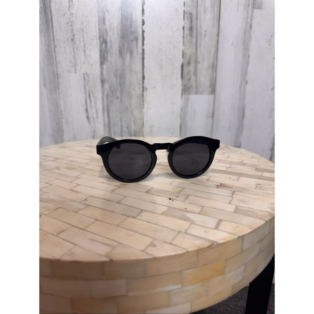 Retro Black Round Frame Sunglasses Classic Dark Lens Hipster Festival Style - Picture 1 of 3